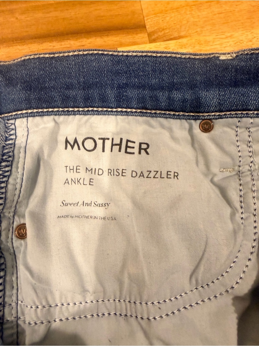 MOTHER The Midrise Ankle Dazzler size 31 - Picture 6 of 9